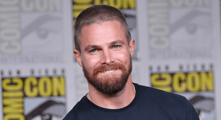 Stephen Amell Net Worth